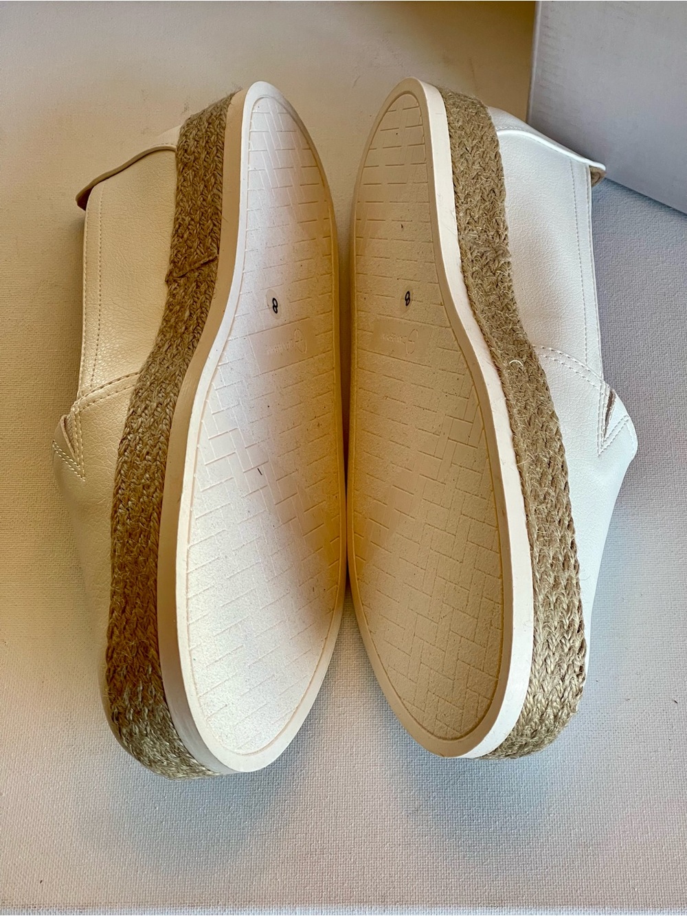 NIB GIANI BERNINI MEMORY FOAM SLIP ON ESPADRILLES WHITE WOMENS SIZE 8 - Picture 15 of 17